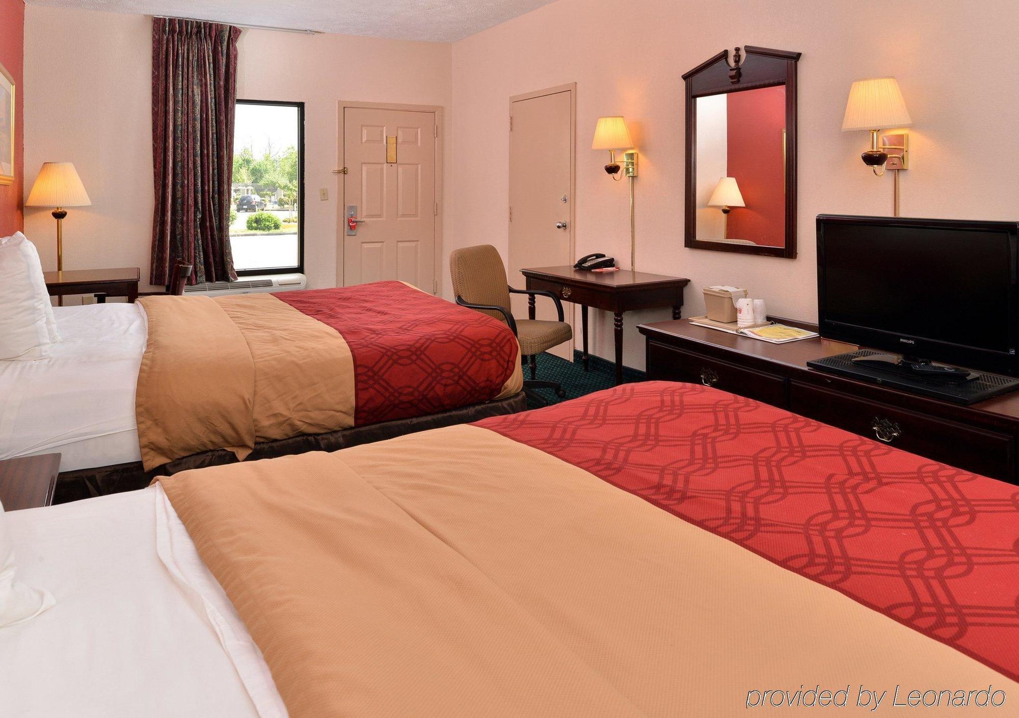 Econo Lodge Canton I-55 Екстериор снимка