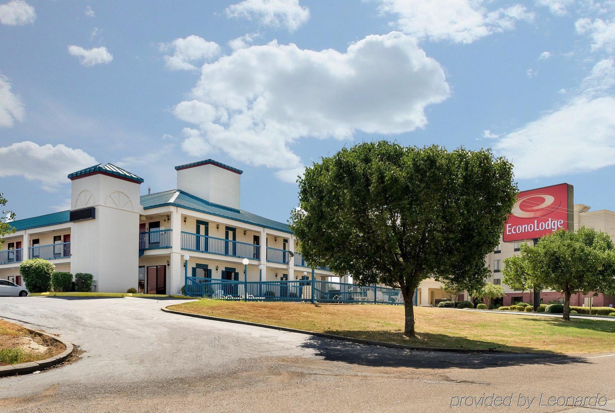 Econo Lodge Canton I-55 Екстериор снимка